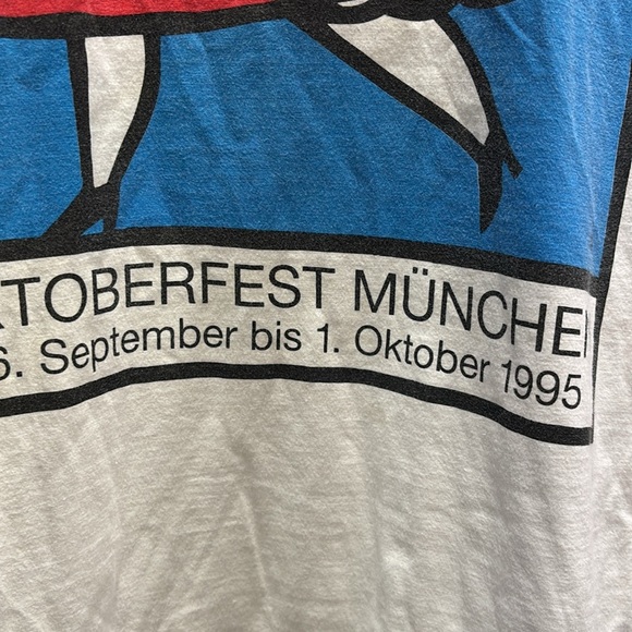 Oktoberfest München Graphic T-Shirt 1995 - Picture 2 of 3